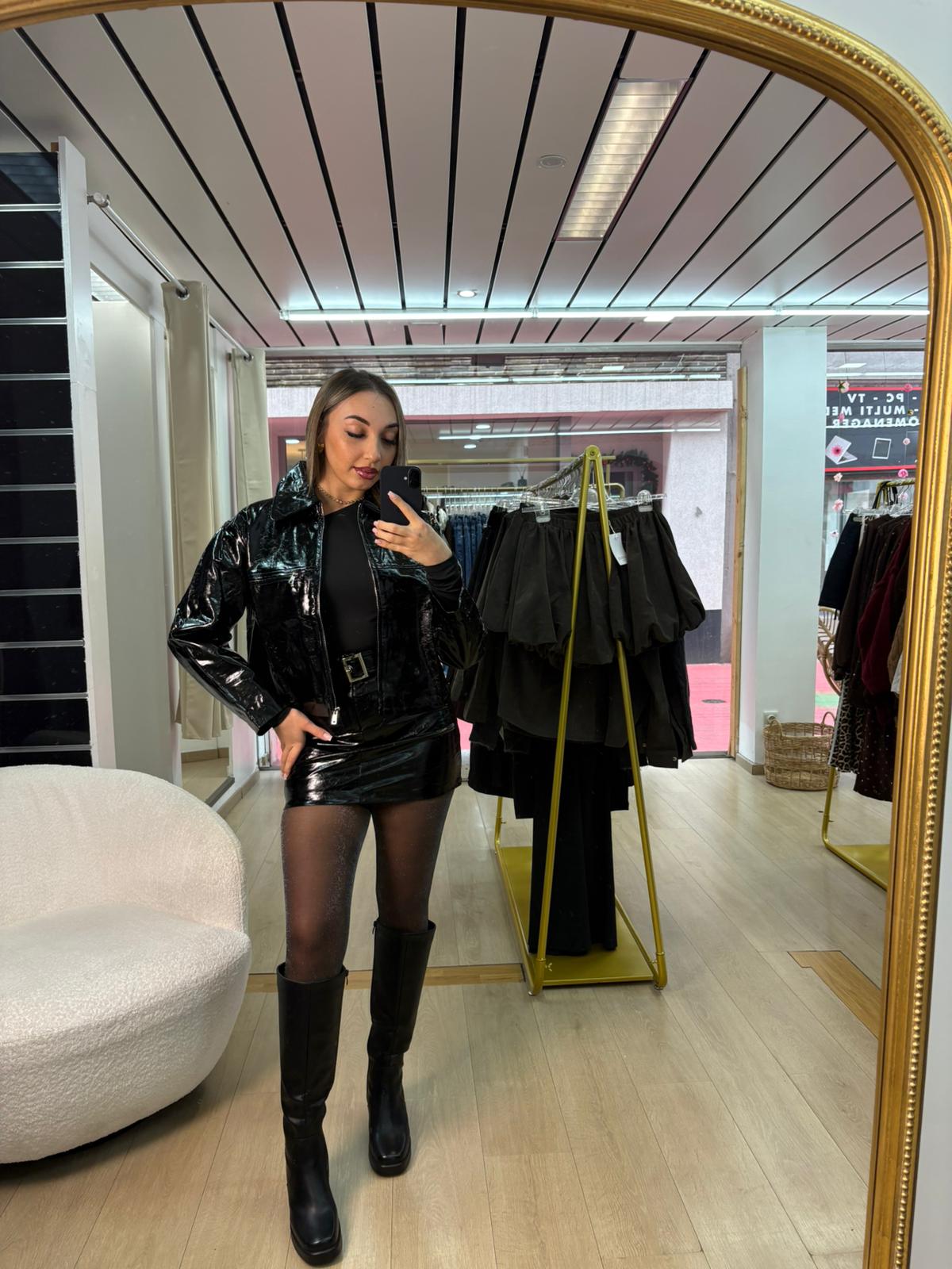 Jupe effet vernie noir